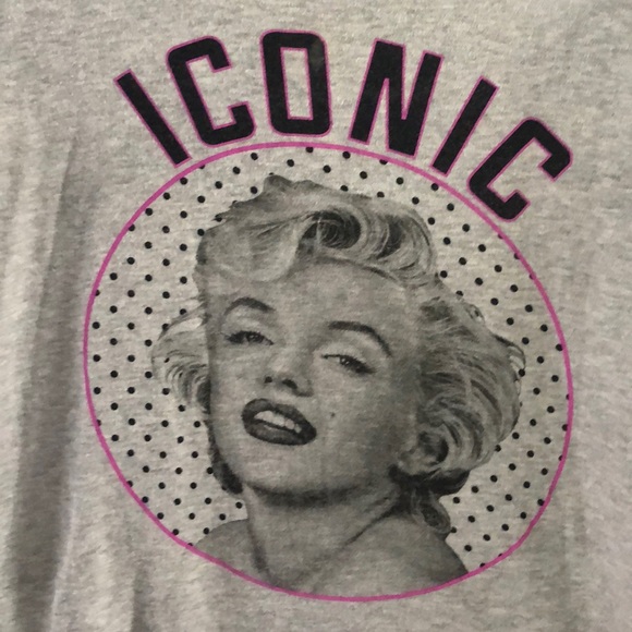 Sweater - Picture 3 of 3